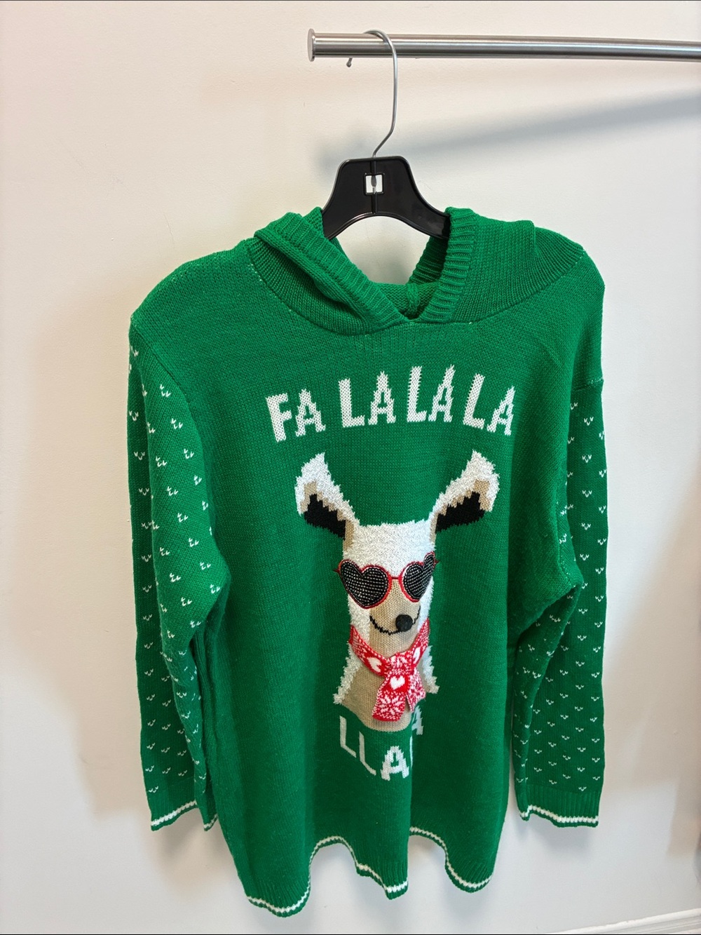 No boundaries Green Holiday Llama Hooded Sweater in size XXXL